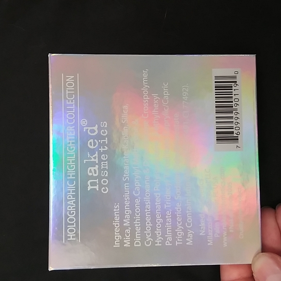 Naked Cosmetics holographic highlighter collection - Picture 6 of 6